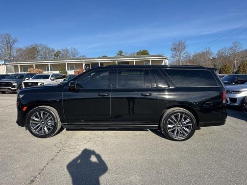2023 Cadillac Escalade ESV Sport Platinum