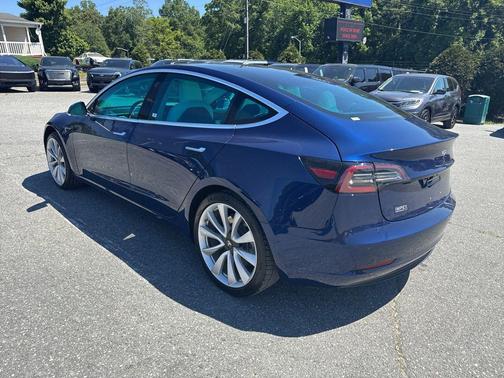 Deep Blue Metallic 2018 Tesla Model 3 Mid Range