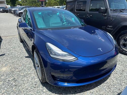Deep Blue Metallic 2018 Tesla Model 3 Mid Range