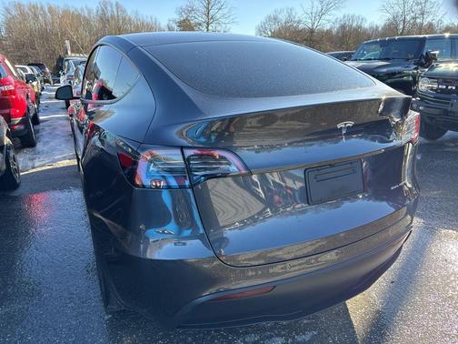 2025 Tesla Model Y Long Range Dual Motor All-Wheel Drive