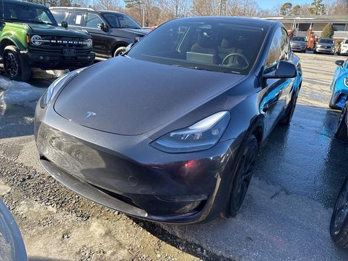 2025 Tesla Model Y Long Range Dual Motor All-Wheel Drive