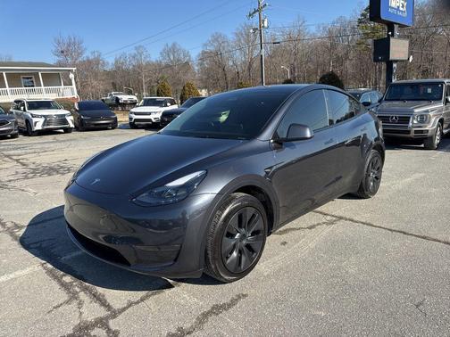 2025 Tesla Model Y Long Range Dual Motor All-Wheel Drive