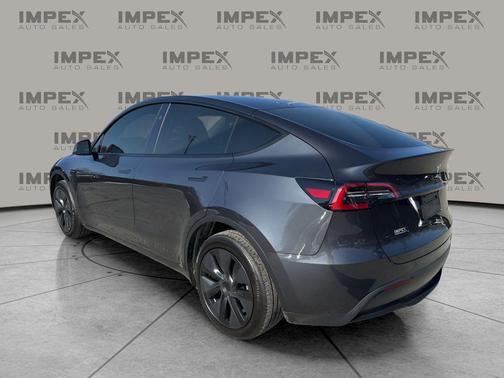 2025 Tesla Model Y Long Range Dual Motor All-Wheel Drive