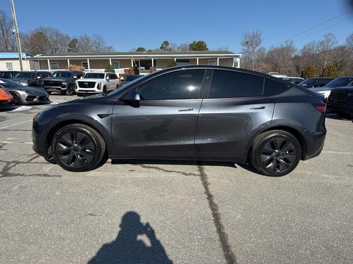2025 Tesla Model Y Long Range Dual Motor All-Wheel Drive