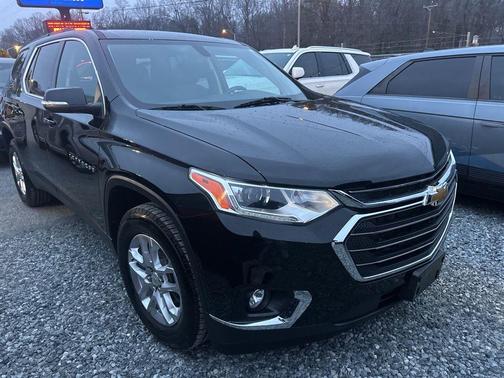 2021 Chevrolet Traverse LT Cloth