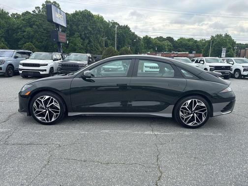 Digital Green 2023 Hyundai IONIQ 6 SEL