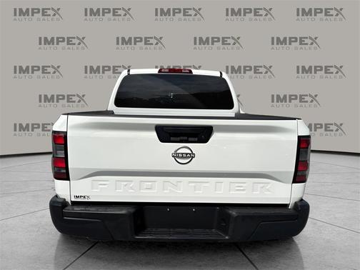2024 Nissan Frontier S