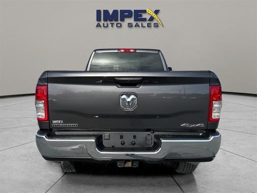 2023 RAM 2500 Big Horn Crew Cab 4x4 8' Box