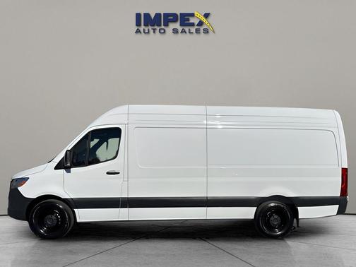 2025 Mercedes-Benz Sprinter 2500 High Roof
