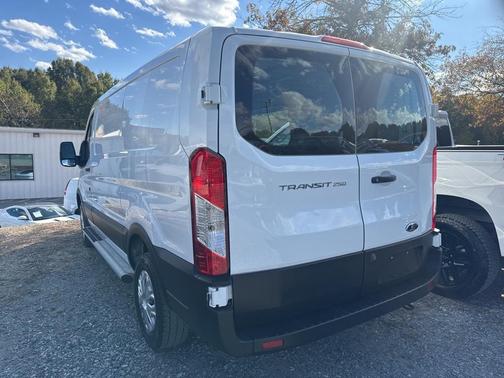 2024 Ford Transit-250 Base