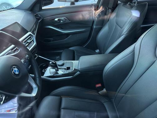 2022 BMW 330 330i