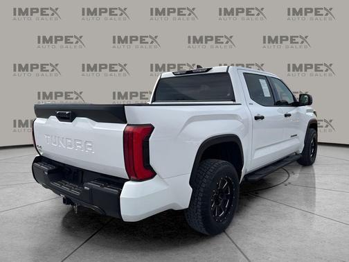 White 2022 Toyota Tundra SR5