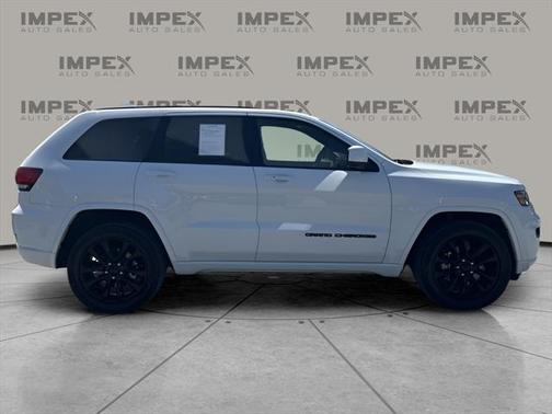 2021 Jeep Grand Cherokee Laredo