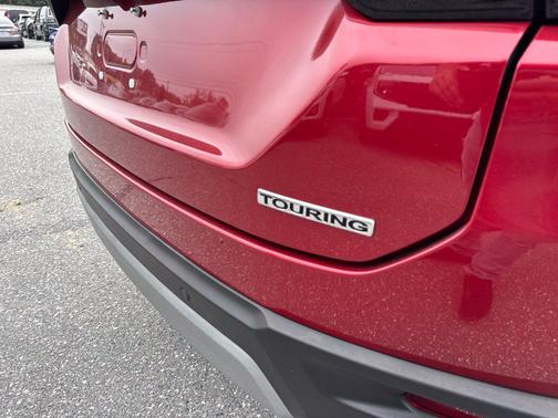 Radiant Red Metallic II 2025 Honda Pilot Touring 8-Passenger
