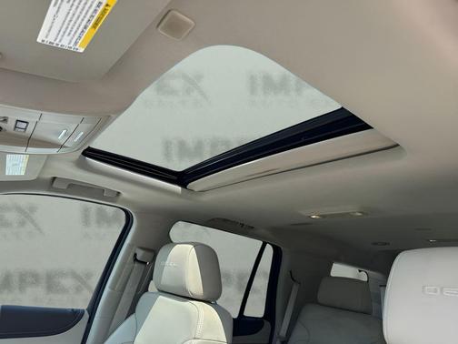 Quicksilver Metallic 2018 GMC Yukon Denali