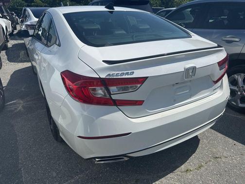 Platinum White Pearl 2022 Honda Accord Sport 1.5T