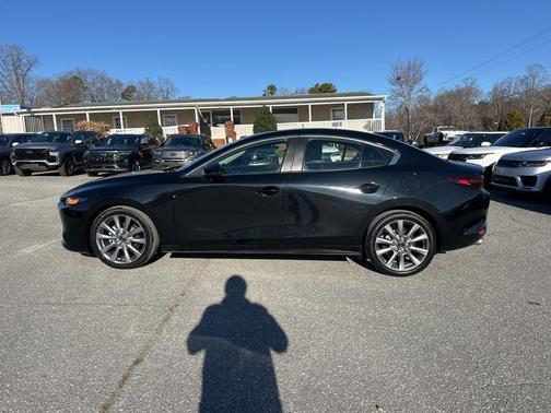 2025 Mazda Mazda3 FWD w/Preferred Package