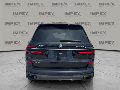 2023 BMW X7 xDrive40i