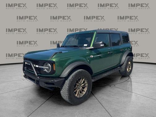 Eruption Green Metallic 2022 Ford Bronco Wildtrak