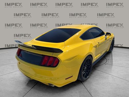 TRIPLE YELLOW TRI-COAT 2017 Ford Mustang GT