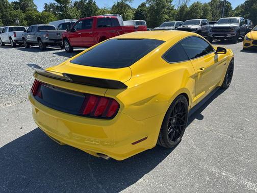 TRIPLE YELLOW TRI-COAT 2017 Ford Mustang GT