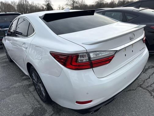 2018 Lexus ES 350 Base