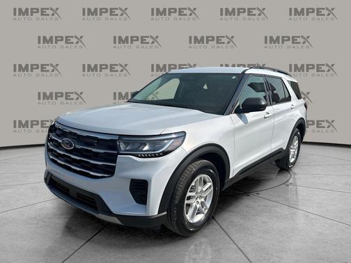 SPACE WHITE METALLIC 2026 Ford Explorer Active (200A)