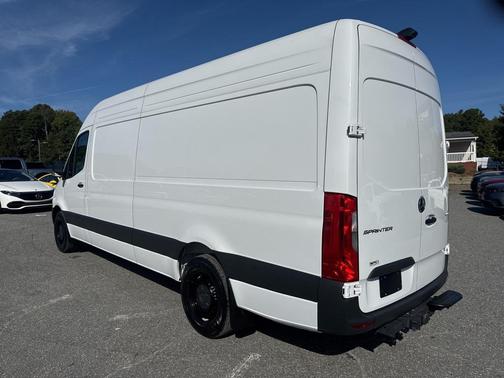 2025 Mercedes-Benz Sprinter 2500 High Roof