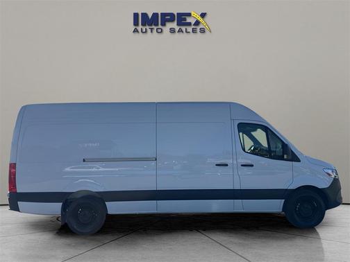 2025 Mercedes-Benz Sprinter 2500 High Roof