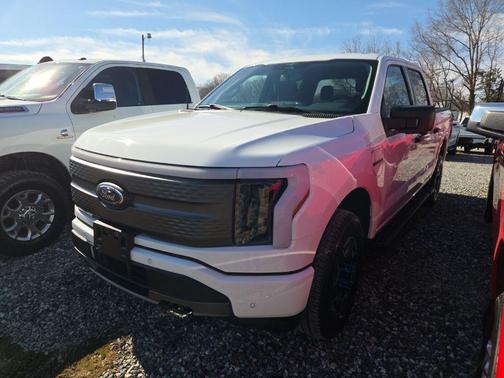 2023 Ford F-150 Lightning XLT