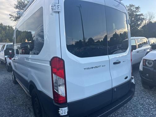 2015 Ford Transit-150 XLT