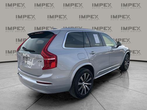 2024 Volvo XC90 B6 Plus Bright Theme 7-Seater