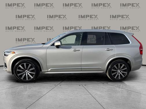 2024 Volvo XC90 B6 Plus Bright Theme 7-Seater