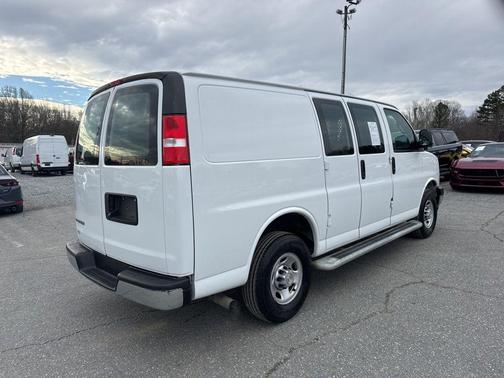 2024 Chevrolet Express 2500 RWD 2500 Regular Wheelbase WT