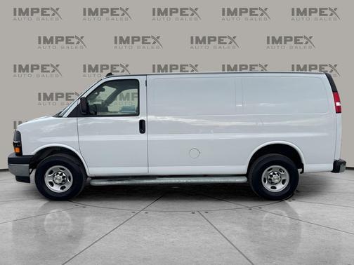 2024 Chevrolet Express 2500 RWD 2500 Regular Wheelbase WT