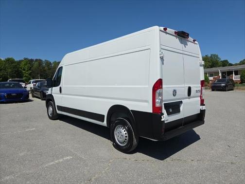 2025 RAM ProMaster 2500 Tradesman