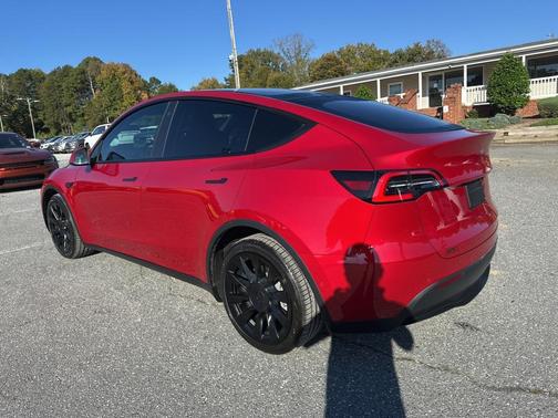 2021 Tesla Model Y Long Range Dual Motor All-Wheel Drive