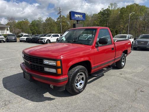 Red 1990 Chevrolet Pickup Truck Base