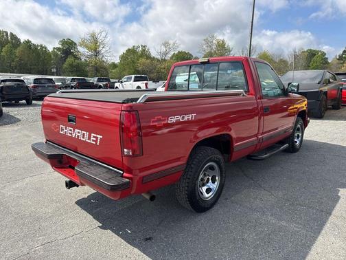 Red 1990 Chevrolet Pickup Truck Base