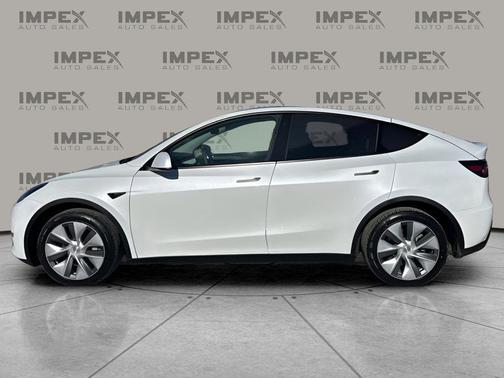 2023 Tesla Model Y Long Range Dual Motor All-Wheel Drive