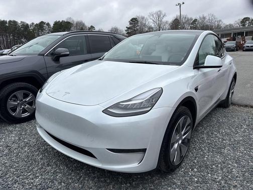 2023 Tesla Model Y Long Range Dual Motor All-Wheel Drive