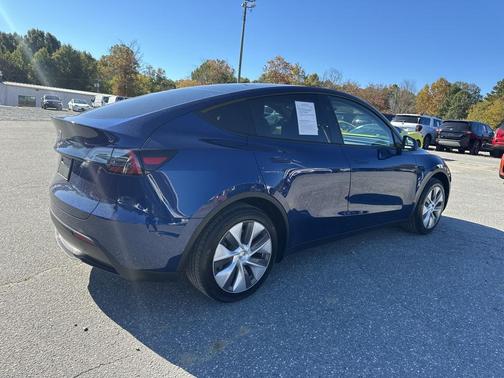 2023 Tesla Model Y RWD