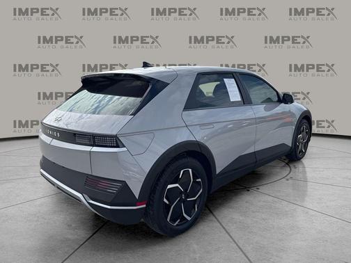 2023 Hyundai IONIQ 5 SE Standard Range