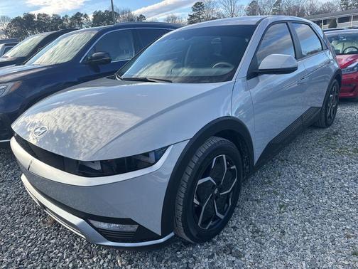 2023 Hyundai IONIQ 5 SE Standard Range