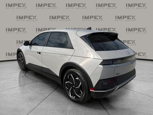 2023 Hyundai IONIQ 5 SE Standard Range
