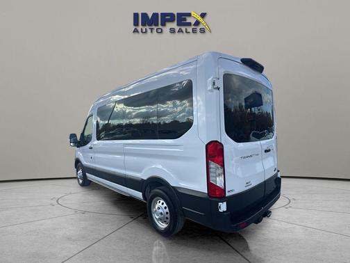 2022 Ford Transit-350 XLT