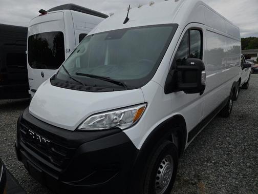 Bright White Clearcoat 2026 RAM ProMaster 2500 High Roof