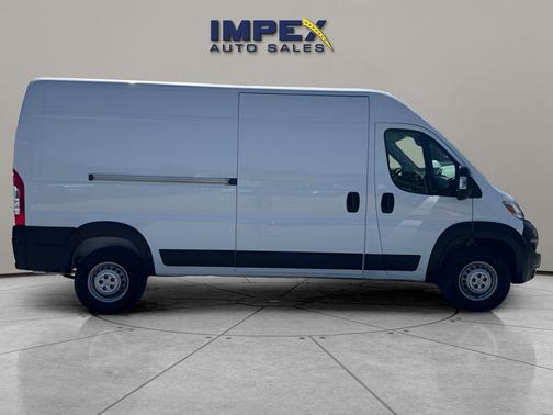Bright White Clearcoat 2026 RAM ProMaster 2500 Tradesman