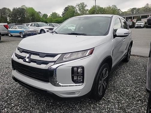 2023 Mitsubishi Outlander Sport 2.0 LE