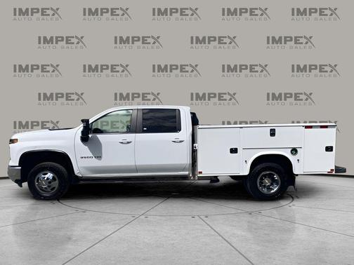 Summit White 2024 Chevrolet Silverado 3500 LT